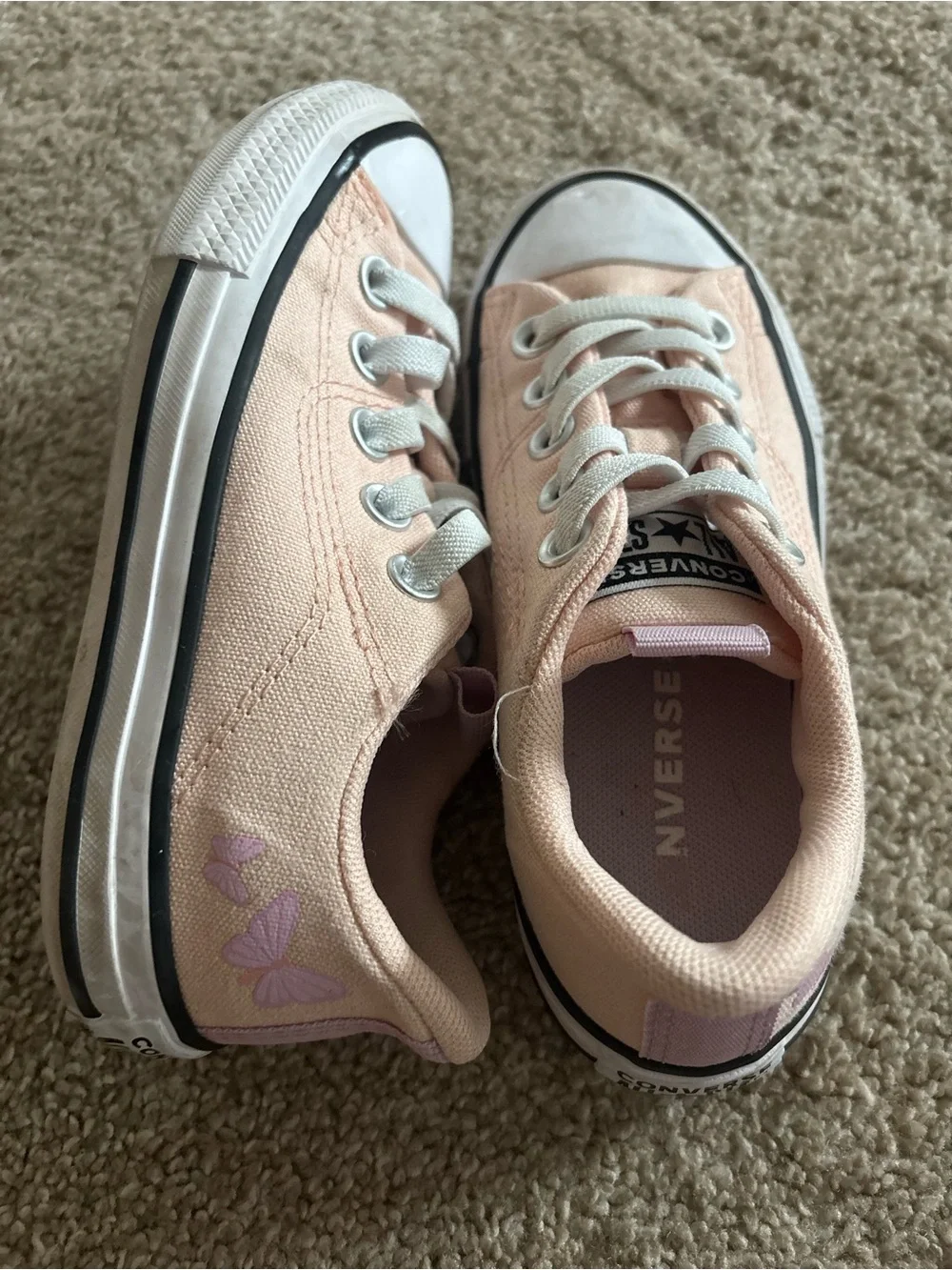 Converse Kids Low Top Canvas Sneakers in Pale Pink and White